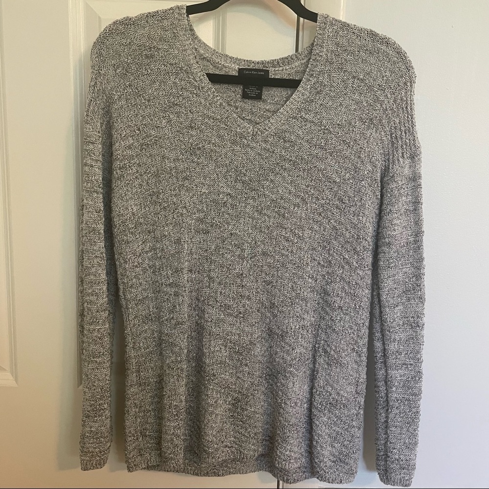 Calvin Klein Women's V-neck Textured Sweater
